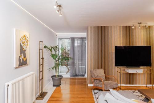 Acropolis Sunset Suite