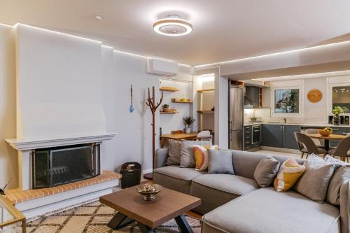 Acropolis Sunset Suite