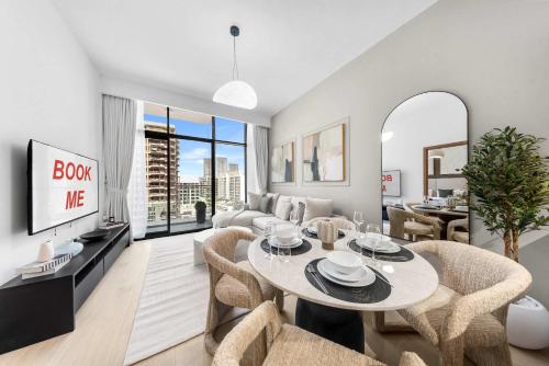 Free housekeeping visits during your stay - StayShort - Modern 1BR that Sleeps 4 at Riviera Beachfront