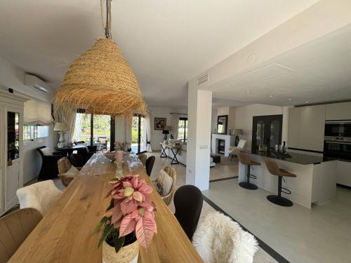 3308 Villa Cactus