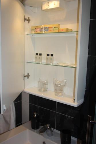 Promenade apartment