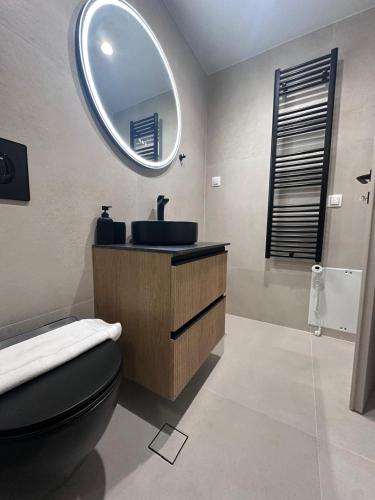 85 Urban Suites