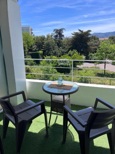 Studio David Plage avec piscine et parking