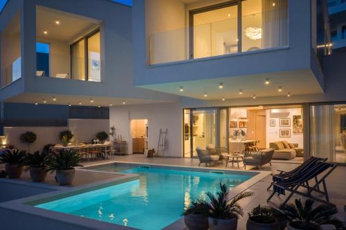 White One Villa