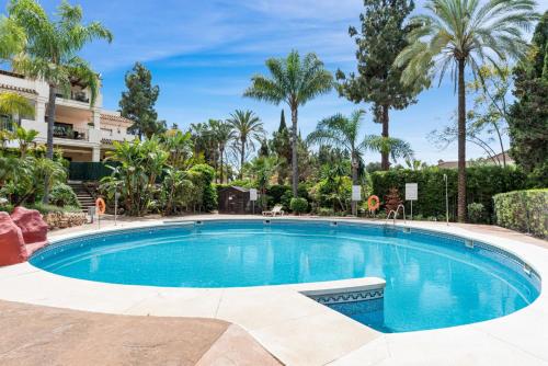 Apartamento soleado junto al campo de golf