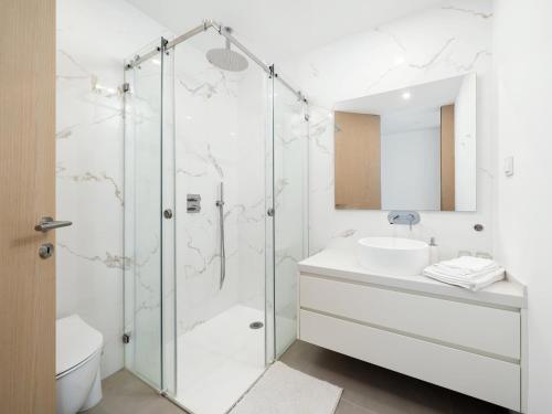Marina View Luxury 2BR Apartment