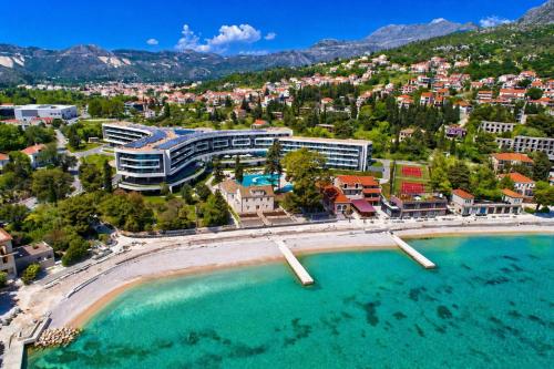 ''Bjonda'' Big Family Apt - 3 bedroom - 2 large balconies