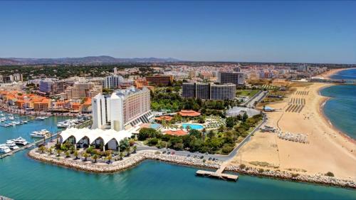 Modern Apartment with Pool in Vilamoura