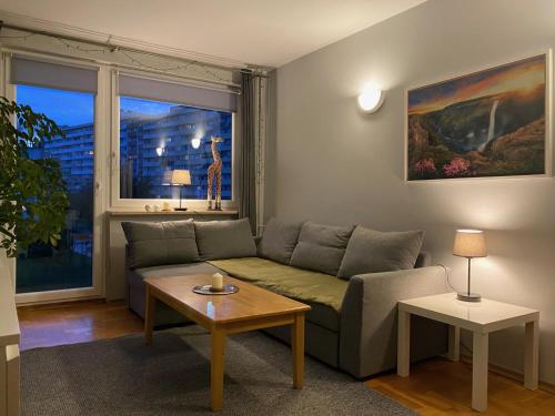 Sunny Seaside Apartment in Green Area close to beach Pet friendly