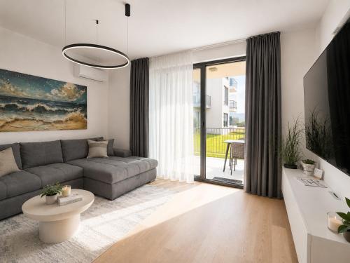 Hugo Luxury Umag - New Apt with Garden & Parking