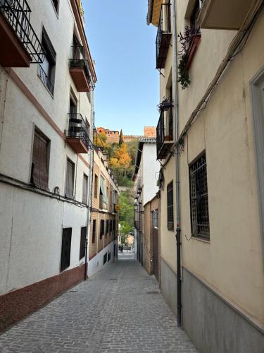 Casa al Andalus - Chic, serene, and Posh Center City Pad