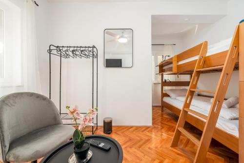 Laguna Rooms