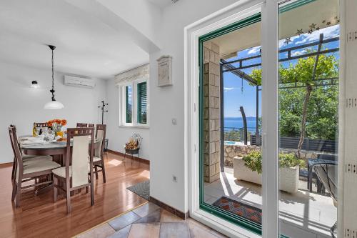 Marina - Holiday Home with Sea View