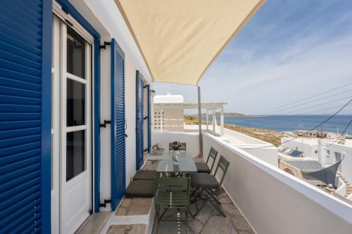 Walk to Naousa - 1BR Sea View - Peppermint 2
