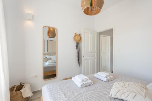 Walk to Naousa - 1BR Sea View - Peppermint 2