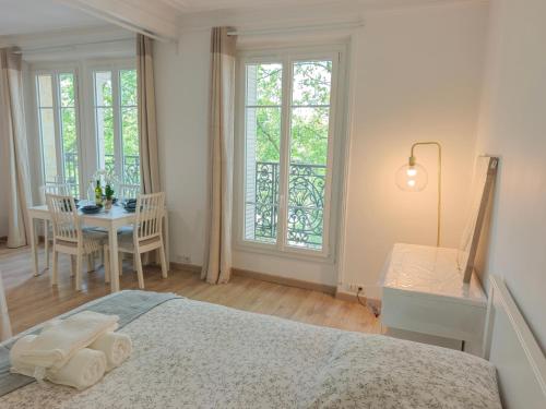 Charming Bright Apart 1 min from Place d'Italie for 5