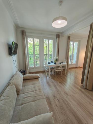 Charming Bright Apart 1 min from Place d'Italie for 5