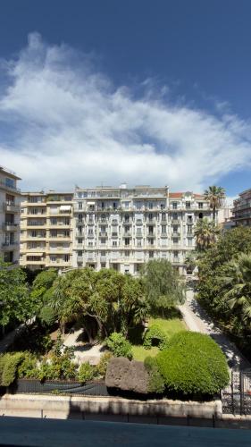 Charmant 4 Pièces au Cœur de Nice