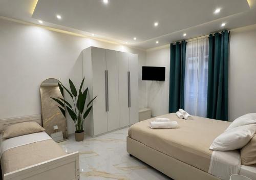 Parthenope Vibes - Casa Vacanze Napoli Stazione Centrale