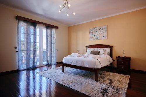 Kelly's Charm House by Elysian