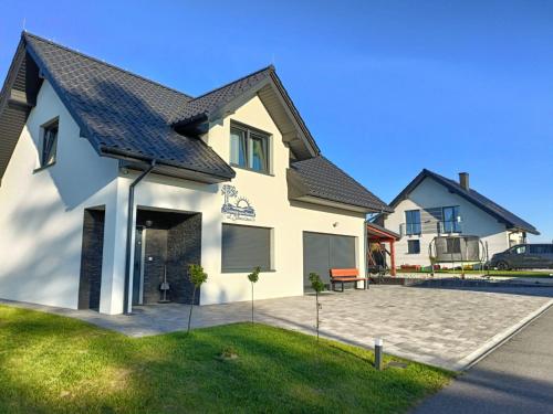 Szumny Apartment 13a