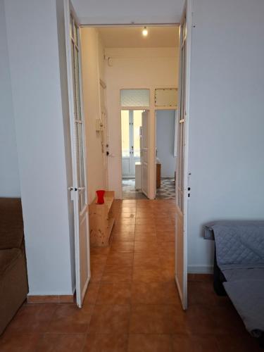 Puerta 6 8