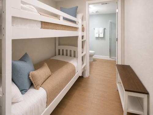 Twenty First Gulf Front 3BR 3BA Sleeps 8 Panama City Beach photo 18