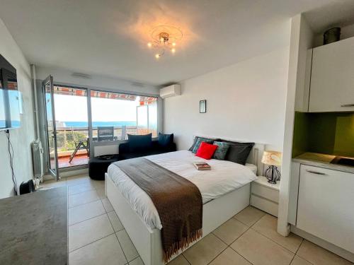Panoramic Sea View with pool 4ppl - Juan les Pins