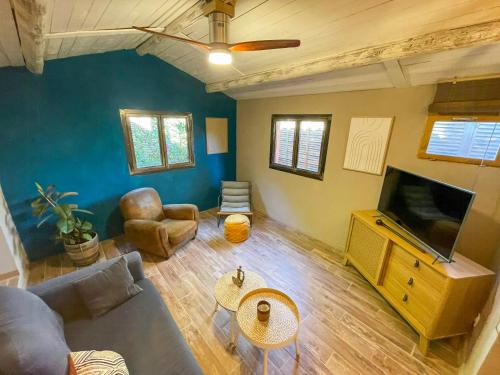 Renovated Cabin Near Argens River