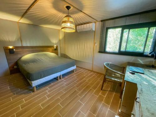 Renovated Cabin Near Argens River