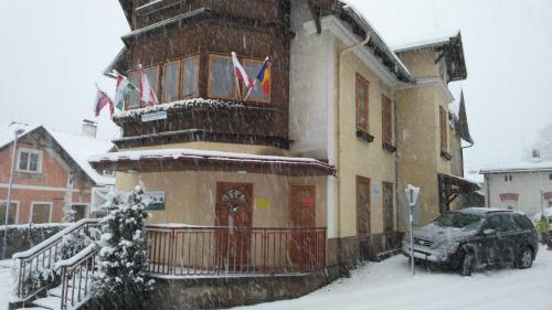 Haus Elena am Semmering durante el invierno