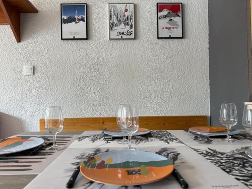 Studio Val Claret - Ski aux pieds - Parking inclus