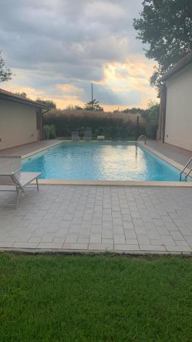 SulLago Appartamenti - Confortevole Appartamento con Piscina
