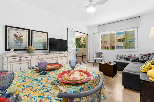 Apartment with Terrace and Pools in the Port