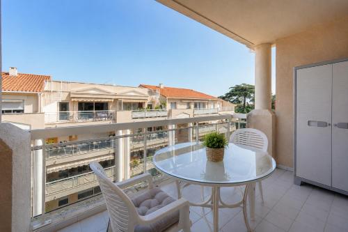 FRGK Gallieni Terrace Quiet Executive Stay Walk to Palais