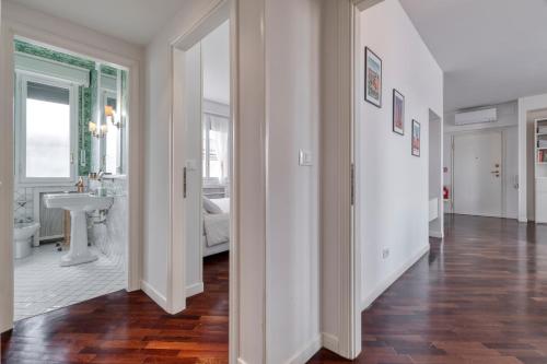 Foto Metropolitan Luxury Apartment 4