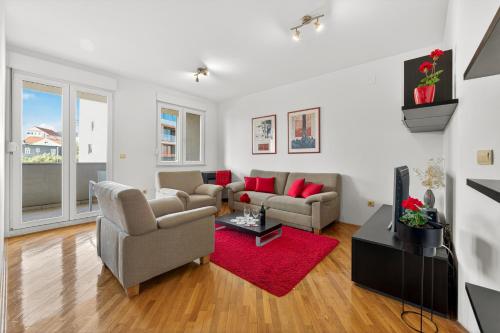 Ban Apartment