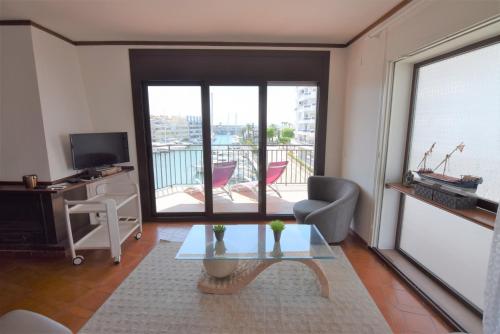 407-Apartamento vistas canal