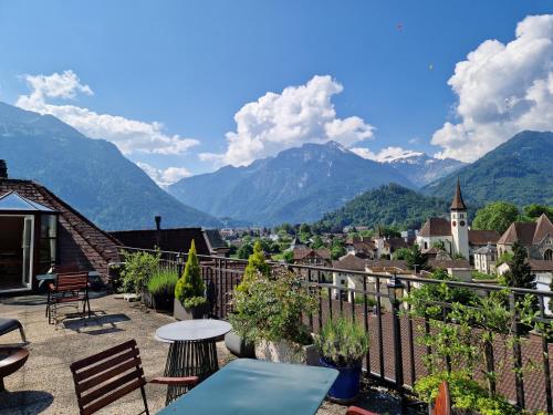 Carlton-Europe Vintage Adults Hotel