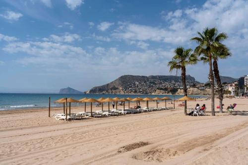 NEW SEAVIEW & SKY APARTMENT Playa De Oro 13rd floor con Parking