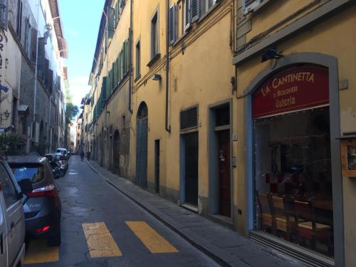 Dado Suite by Mamo Florence