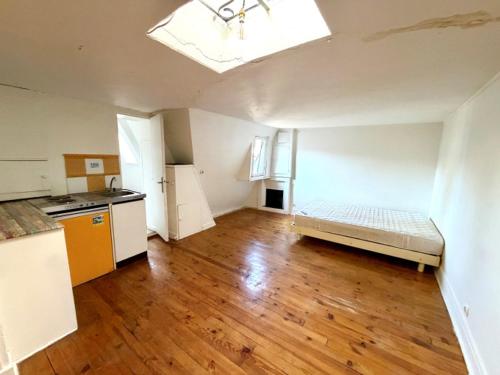 Fully equipped Studio - 2 guests - 3 mins from metro