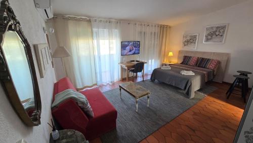 Musa Mar studio with balcony panoramic view in the residential area