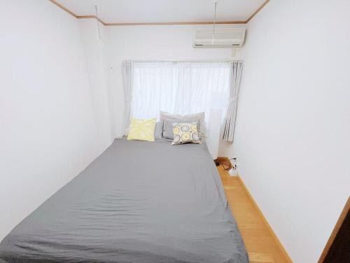 LUMI HOUSE 101, 8 minutes to Namba 4 minutes walk to the station self check in
