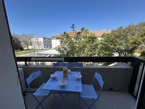 Appartement Climatisé Le Grau Du Roi GR1010-A7