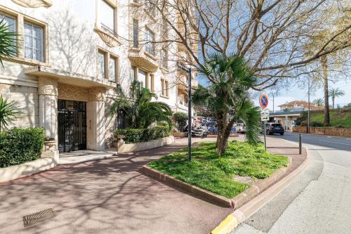 ESTD - Cosy studio in Cannes - AC - 5min walk from beach