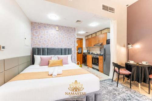 NamaStay - Chic Studio in Lakeside Tower C