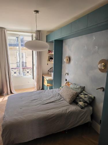 Design and absolute comfort, central Paris