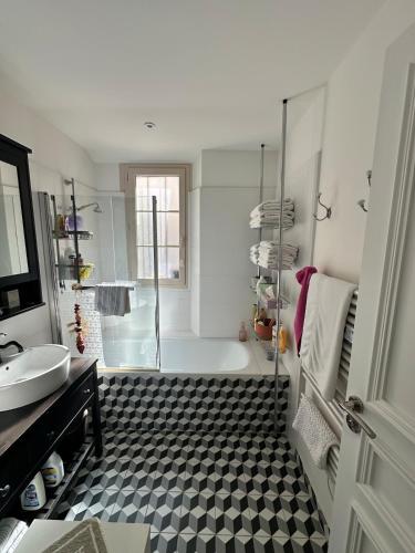 Appart 128m2 St Raph Centre, 400m des plages