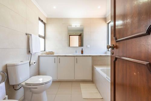 Sunny Vilamoura Golf Villa with Private Pool